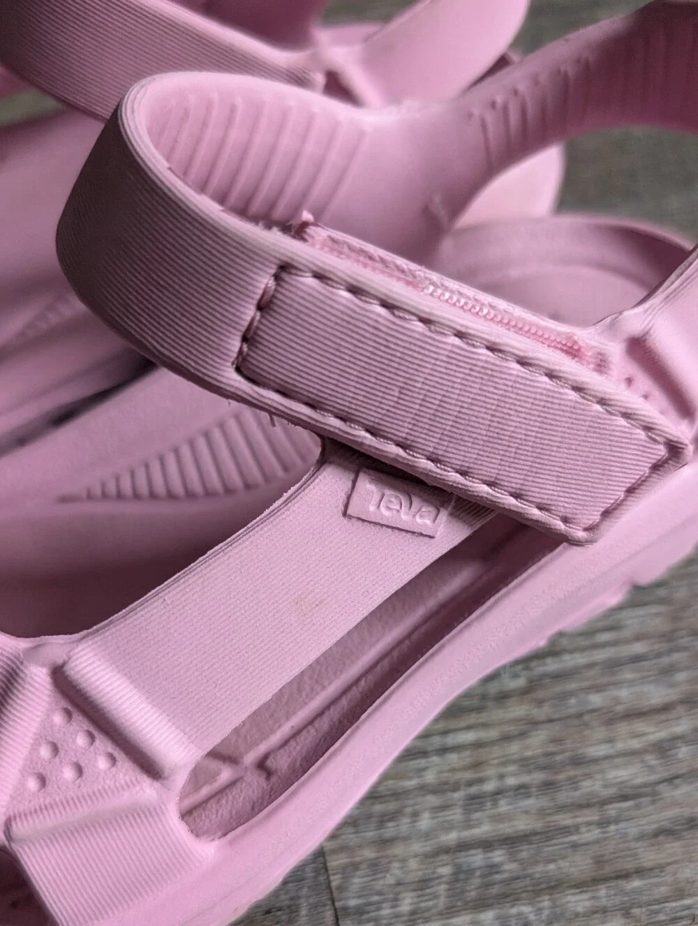 Teva Girls Sandals Size C1